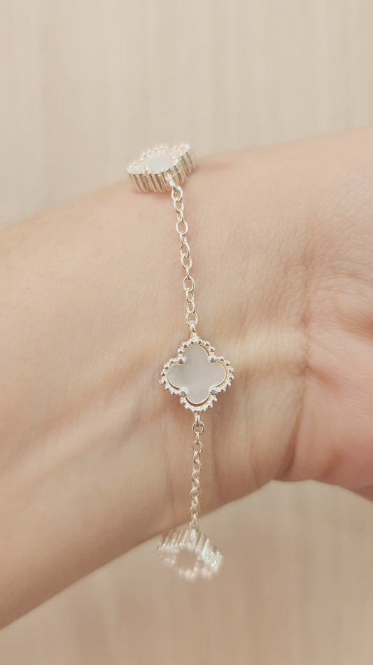 PULSERA DE PLATA CLOVER NACAR 17CM
